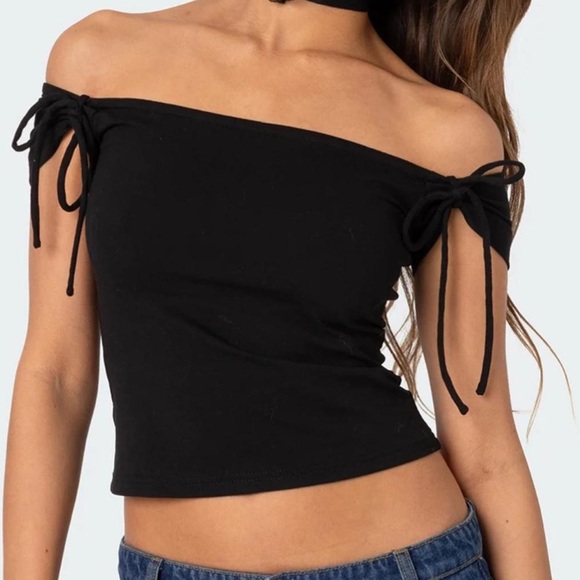 Edikted Black Off-Shoulder Crop Top with Tie Details - Picture 1 of 4
